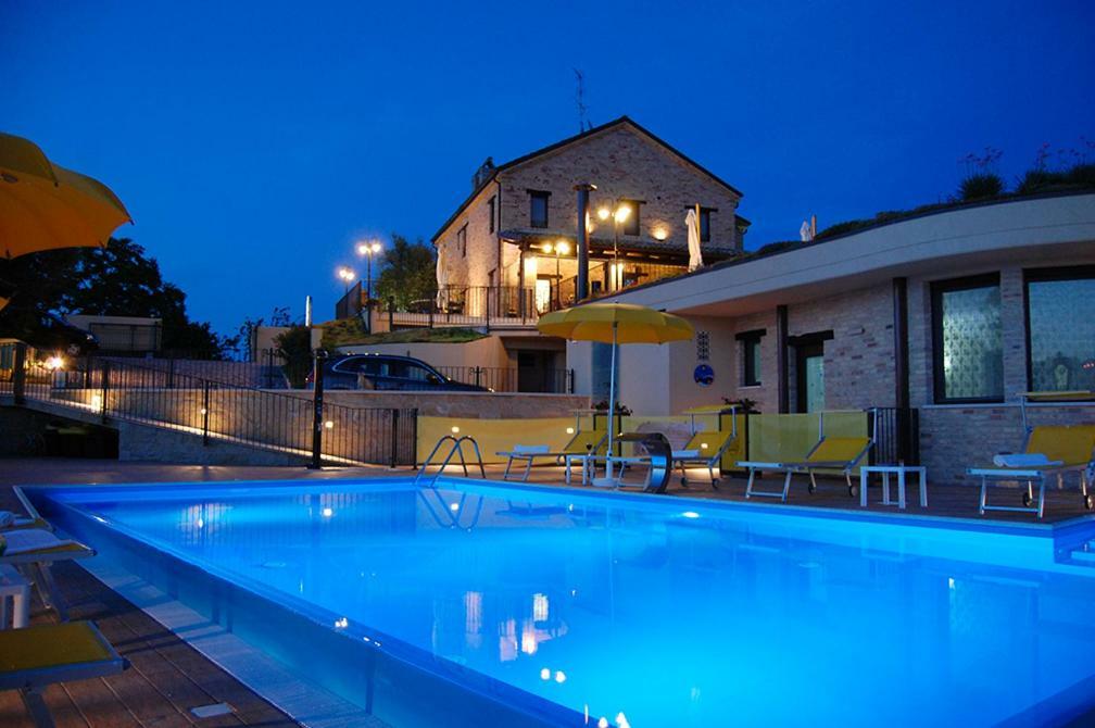 Bed and Breakfast La Tana Dei Leoni à Monsampolo Del Tronto Extérieur photo
